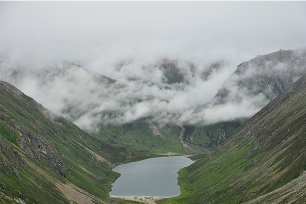 夢境奢華，布宮，林芝，巴松措，魯朗林海，波密，然烏湖，大峽谷，朗縣 ，拉姆拉錯，澤當，羊湖，滿拉水庫，珠峰大本營，納木措扎營12晚13日游