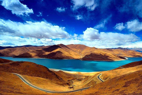 羊卓雍錯(cuò)半日游