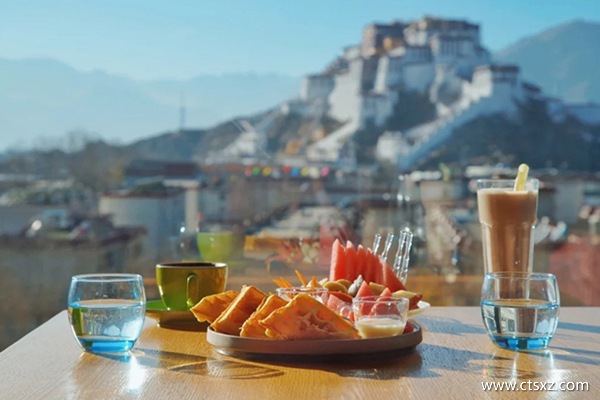 去西藏跟團好嗎