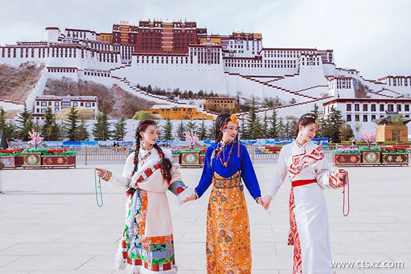 6月初去西藏跟團游8天7晚價格